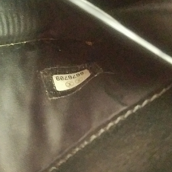 Authentic Chanel wallet - Picture 6 of 8